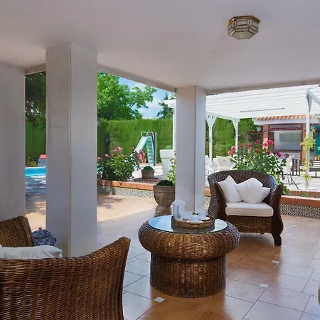 Villa New. Luxury C&c. Jardin, Piscina Y Barbacoa Granada