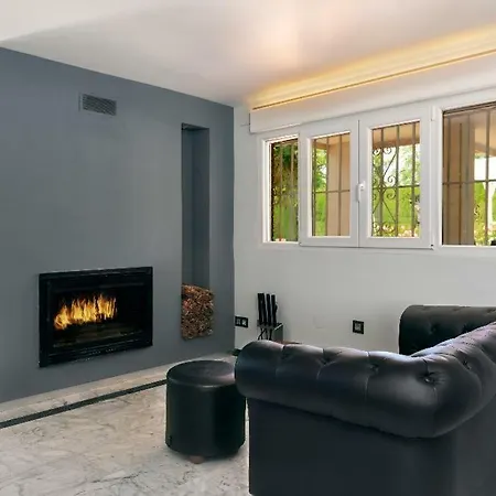 New. Luxury C&c. Jardin, Piscina Y Barbacoa Villa *