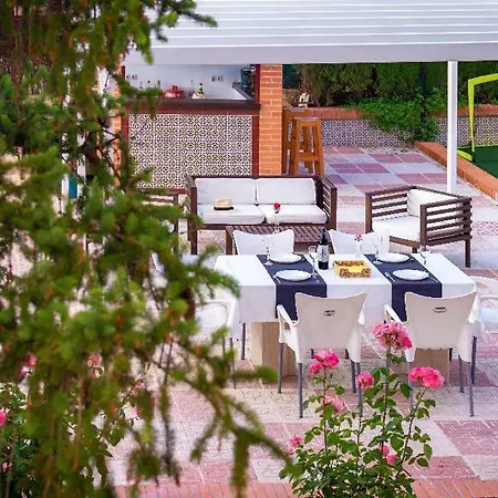 New. Luxury C&c. Jardin, Piscina Y Barbacoa * Granada